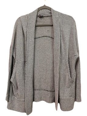 GUC sparkle & fade cardigan in black and white lightweight